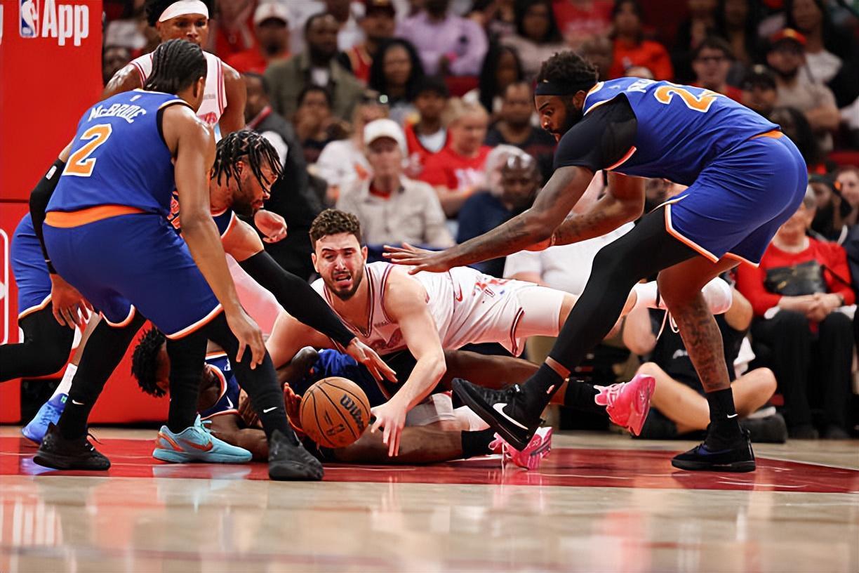 世界杯下载更新-打法精炼了许多!火箭内线核心最近一段时间的状态真是相当不错?