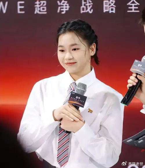 世界杯下载更新-不退役，国家队还会要全红婵吗？正式发声，官宣决定，周继红看懂|跳水|冠军|成绩|体重|例假_新浪体育_新浪新闻