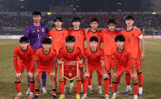 世界杯直播入口-2-0,3-1!亚洲杯疯狂一夜!日本晋级卡塔尔出局,国足出线创历史